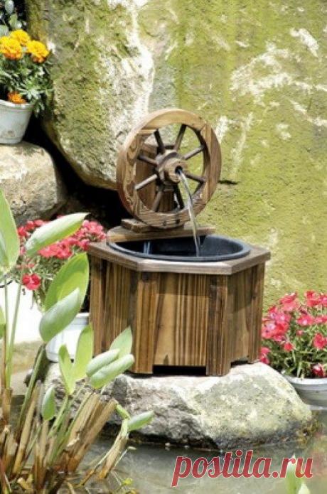 Оригинальные фонтаны из дерева