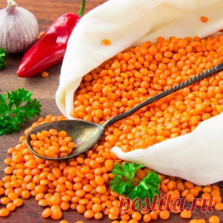 Рецепты для похудения. Вкусное меню из чечевицы Чечевица низкокалорийная, но сытная. В ней много  растительного белка, минеральных веществ, но мало жира. Всё, что нужно для похудения — научиться готовить эту крупу!
