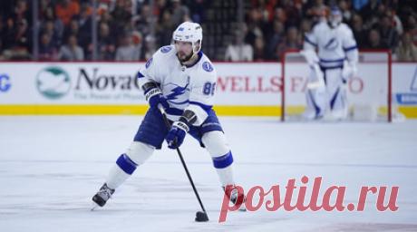 Кучеров сократил отставание от Маккиннона до трёх очков в гонке бомбардиров НХЛ. Нападающий «Тампа-Бэй Лайтнинг» Никита Кучеров отметился забитой шайбой в матче Национальной хоккейной лиги (НХЛ) с «Нью-Йорк Рейнджерс». Читать далее