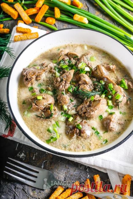 Куриная печень в молоке — рецепт с фото на Русском, шаг за шагом. Куриная печень, томленная в молоке, получается невероятно нежной и очень сочной. #рецепт #курица #печень #еда #обед #ужин #рецепты