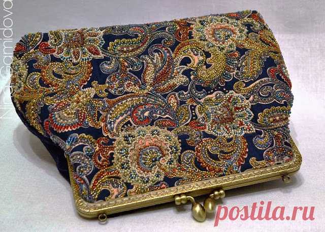 Карусель рукоделия: Сумочка Бисерная.