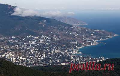 В Крыму планируют национализировать имущество еще семи украинских и литовских бизнесменов. В том числе речь идет об имуществе гражданина Литвы Коласа Игориса, которому принадлежит вилла "Елена" в Ялте