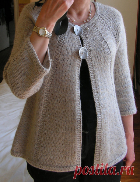 нитка в игле: Автопортрет в кардигане