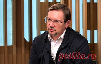 Александр Журавский: выбор России неизменно приведет к будущему, о котором мы мечтаем. В начале декабря в издательстве "Рипол Классик" выходит футурологический роман историка Александра Журавского "Альтернатива", представляющий собой синтез политического триллера и детектива, авантюрного романа и притчи, утопии и фантастики. Прочитавшие книгу в рукописи называют ее "романом-пророчеством", образом будущего без слепых пятен, в котором предстает возможное грядущее…