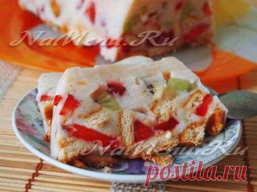 Торт с киви и клубникой без выпечки