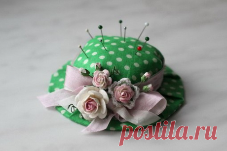 Игольница "Шляпка"
#шить #своимируками #швейнаямашинка #качество #Janome #Juki #Singer #Brother