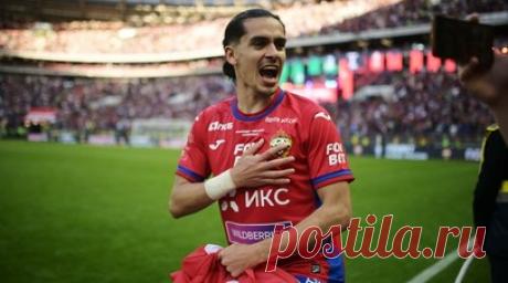 Двойной удар по конкурентам: «Спартак» может подписать лидера «Кадиса» Бонгонда и Медину из ЦСКА. «Спартак» близок к приобретению нападающего «Кадиса» Тео Бонгонда. По информации СМИ, трансфер обойдётся москвичам в €7 млн, а ещё €3 млн они могут выплатить в виде бонусов. Кроме того, в ближайшее время десятикратные чемпионы России могут усилиться и хавбеком ЦСКА Хесусом Мединой. Официального подтверждения его перехода в стан принципиального соперника пока не было. Читать далее