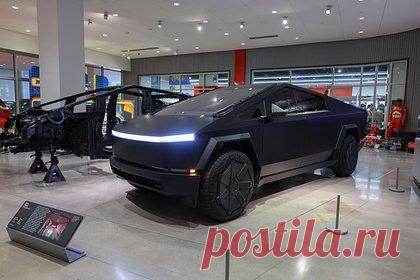 Tesla предсказали потерю лидерства на рынке электромобилей. Американская компания Tesla, крупнейший производитель электромобилей в мире, может потерять первенство на рынке. Уже в этом квартале лидер может уступить место китайскому концерну BYD. Изменение позиций на рынке станет поворотным моментом для индустрии, поскольку подтвердит растущее влияние КНР в глобальном автопроме.