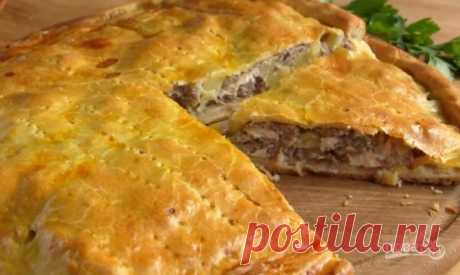 Простой мясной пирог с картошкой