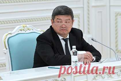 Киргизия заявила о намерениях укреплять отношения с США. Премьер-министр Киргизии Акылбек Жапаров заявил, что власти Киргизии намерены укреплять отношения с США. Он провел встречу с послом Соединенных Штатов в республике, на которой участники встречи отметили активизацию сотрудничества двух стран по итогам этого года, в частности визиты на высшем уровне.