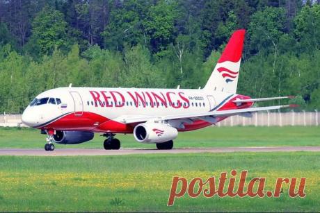 Летим вместе! Самолет Сухой Суперджет 100 авиакомпании Red Wings в Домодедово.