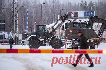 Названа возможная дата закрытия границы Финляндии с Россией. Возможное решение властей Финляндии по закрытию границы с Россией вступит в силу в полночь пятницы, 24 ноября. Вечером 22 ноября правительство скандинавской страны вновь будет обсуждать вопрос дополнительных мер безопасности на границе с Россией. Если ограничения будут приняты, они вступят в силу в 01:00 по Москве.