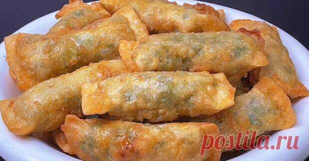 Мини-пирожки с мясом на сковороде - Будет вкусно - 3 марта - 43111679477 - Медиаплатформа МирТесен Не для всех жареных пирожков нужно использовать молоко или кефир, чтобы замесить отличное тесто. Наш сегодняшний рецепт сможет вам это доказать. Золотистые мини-пирожки с мясом станут одной из самых любимых ваших закусок, над приготовлением которой не нужно долго корпеть. Чтобы начинка была сочной, - 3 марта - 43111679477 - Медиаплатформа МирТесен