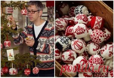 Подборка для новогоднего вдохновения + схемы: вязаные елочные игрушки - Клуб-ок А почему бы не сделать елочные игрушки самостоятельно? Этот вариант убивает сразу нескольких зайцев: 1) обновить существующий запас елочных игрушек и потратить на это минимум денежных средств; 2) подключить детей к созданию креативных и неповторимых елочных украшений и провести совместное время с пользой; 3) расслабиться и получить моральное удовольствие от вязания. Итак, переключаем свое внимание […]