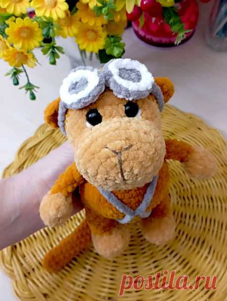 PDF Мартышка-парашютист крючком. FREE crochet pattern; Аmigurumi toy patterns. Амигуруми схемы и описания на русском. Вязаные игрушки и поделки своими руками #amimore - плюшевая обезьянка, обезьяна из плюшевой пряжи, мартышка.