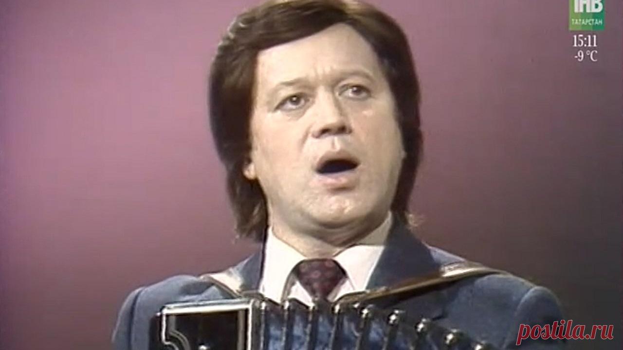 Рамиль Курамшин - Син, эни, эйткэн иден
Рамил Курамшин - Син, әни, әйткән идең
Татар халык көе, Фирая Зыятдинова сүзләре