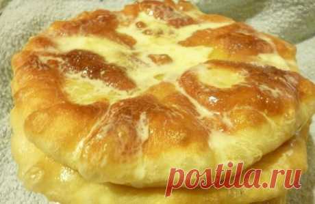 НЕЖНО-РУМЯНЫЕ  ПЫШКИ со СМЕТАНОЙ и САХАРОМ.