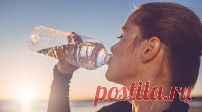 Гастроэнтеролог Мельникова: слабощелочная вода без газа помогает в борьбе с изжогой. Эндоскопист и гастроэнтеролог «СМ-Клиники» Евгения Мельникова рассказала, что в борьбе с изжогой помогает употребление слабощелочной воды без газа. Читать далее