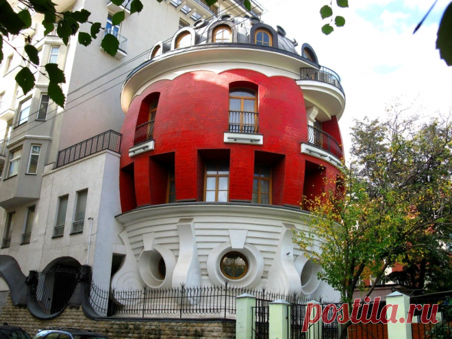 Самое странное здание Москвы – дом-яйцо: кто построил и кто в нем живет | Соло - путешествия | Яндекс Дзен