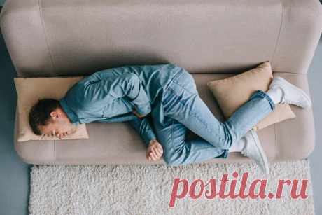 Режет без ножа: чем опасна острая боль в животе
Острая, режущая боль в животе — это опасный симптом, который может возникать при различных состояниях и заболеваниях. Большинство болезней, которые вызывают острую боль в животе требуют немедленного врачебного вмешательства. С данным симптомов может столкнуться каждый, поэтому важно знать, как себе помочь и что делать в таких случаях. Источник: depositphotos Причины и локализация болей Боль в […]
Читай дальше на сайте. Жми подробнее ➡