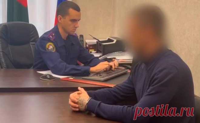 В Армавире арестовали обвиняемого в попытке отравления летчиков. Суд арестовал обвиняемого в попытке отравления выпускников Армавирского высшего военного авиационного Краснознаменного училища летчиков, сообщил СК по Краснодарскому краю.