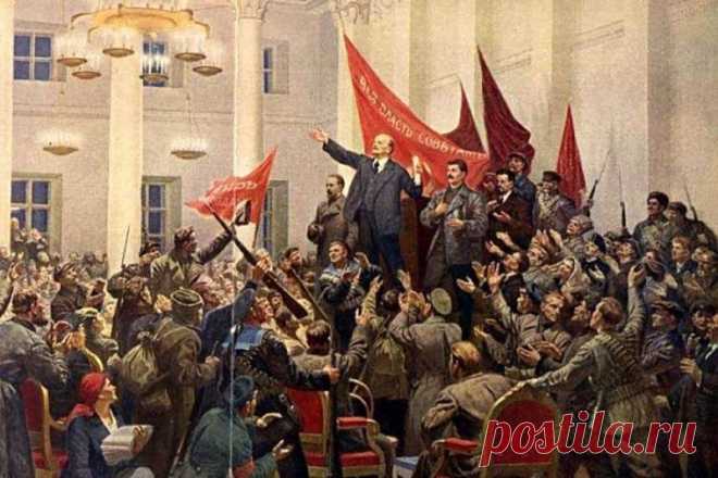 Почему победили большевики Большевики не делали ни революции 1905 года, ни февральской революции 1917-го.Революция 1905 года началась с события, известного как Кровавое воскресенье, когда войска открыли огонь по шествию рабочих…