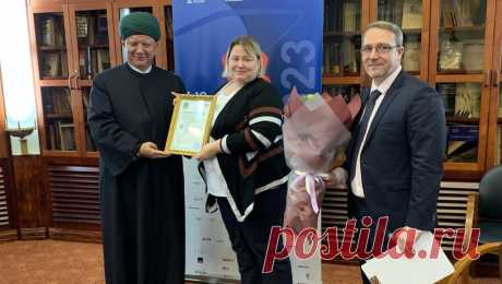 Росконгресс получил право организовывать мероприятия по нормам ислама. Фонд Росконгресс получил первый в России сертификат на осуществление конгрессно-выставочной деятельности и бизнес-туризма по нормам ислама. Об этом сообщили в пресс-службе фонда. Документ выдан органом по сертификации продукции и услуг ...