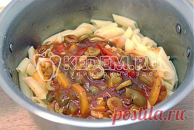 Макароны «Перья» с овощной подливой