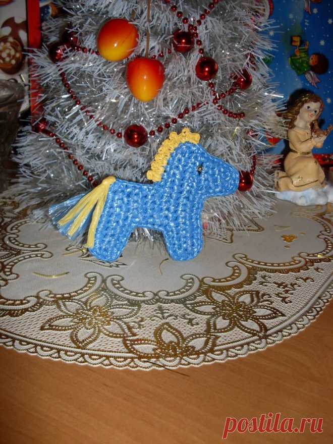 Новогодняя Лошадка