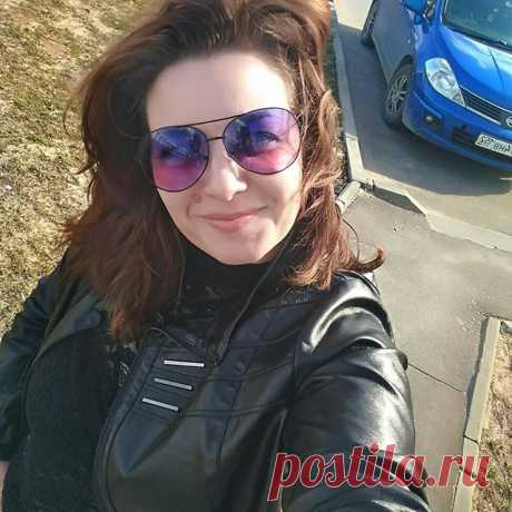 Вот вырасту - тогда и заживу!.. вот закончу учебу - и заживу!..
Вот устроюсь на работу - и заживу!..
Вот выйду замуж/женюсь - и заживу!..
Вот будут дети - тогда так заживем!..
Вот вырастут дети - тогда и поживу наконец!..
Вот выйду на пенсию - и поживу!..
............
Слушай, хватит откладывать. 
Живи прямо сейчас. .
.
---------------------
Добр утро))))
.
.
#утро #понедельник #л #лайфстайл #живидлясебя #делаподождут