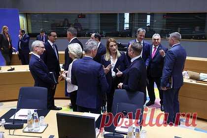 В ЕС одобрили план заработка на российских замороженных активах. Лидеры стран Евросоюза поддержали введение налога на прибыль от российских замороженных активов. Большая часть средств российского Центробанка размещены в бельгийском депозитарии Euroclear, за 2023 год площадка заработала на них порядка трех 3 миллиардов евро. Эти средства планируют направить Украине.