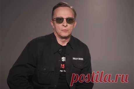 Иван Охлобыстин рассказал, что при обстреле ВСУ его спас бронежилет. Актер Иван Охлобыстин уточнил, что был ранен на Николаевском направлении.