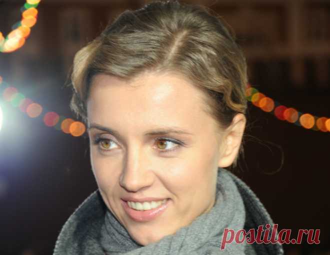 Актриса Ксения Алферова вывела в свет моложавую маму Актрису Ксению Алферову на важное мероприятие, где собрался практически весь свет общества, сопровождал отнюдь не Егор Бероев, а знаменитая родительница Ирина Алферова. Нужно сказать, женщина выглядел…