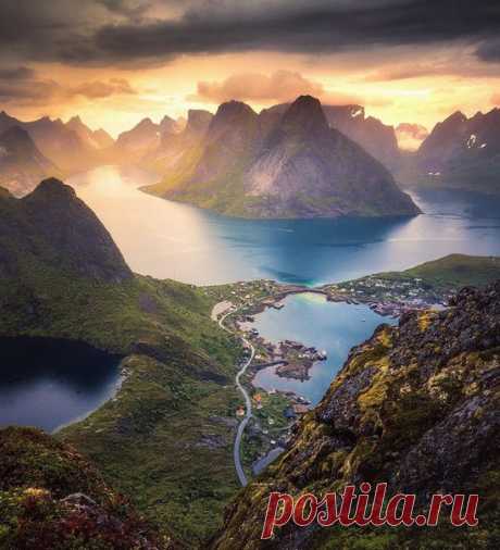 Рейне, #Норвегия@discoverygroup