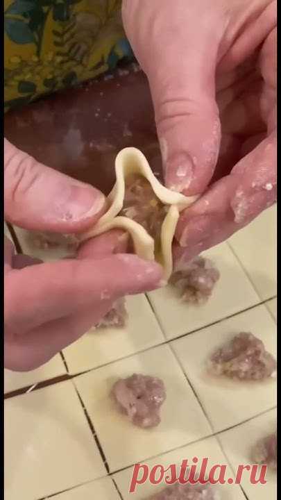 Быстрый способ лепки пельменейСсылка на полное видео https://youtu.be/ByPsZ0EwsJA