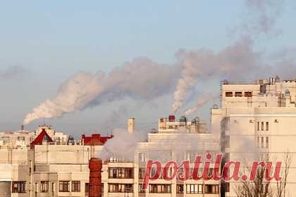 Названы российские регионы с самым грязным воздухом. Глава Росприроднадзора Светлана Радионова назвала российские регионы с самым грязным воздухом. По ее словам, лидером оказался Красноярский край. На втором месте оказался город Череповец в Вологодской области. Там объем выбросов в атмосферу составляет 280 тысяч тонн, это 1,7 процента от всех выбросов по России.