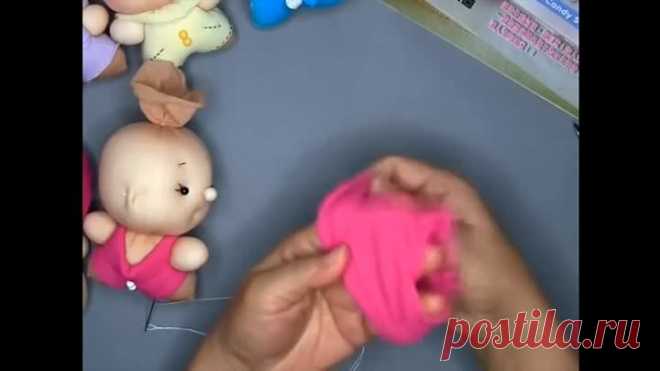 Делаем куколок из чулок!