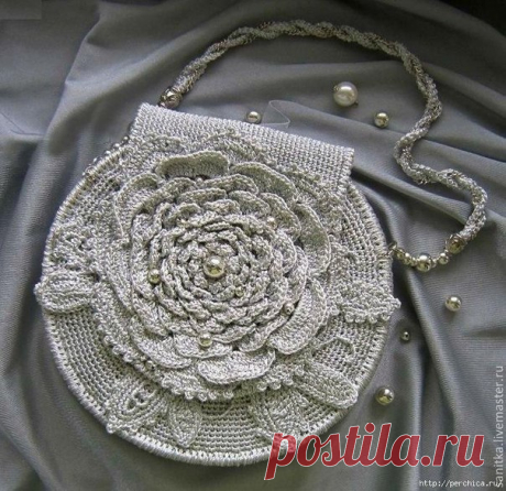 Восхитительная сумочка-роза крючком