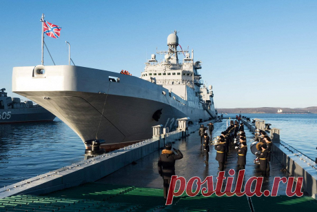 Патрульный флот Испании сопроводил корабли и танкер из России. Наблюдение за военными судами «Иван Грен» и «Александр Отраковский», а также танкером «Кола» велось в две смены — с прошлого четверга по вторник.