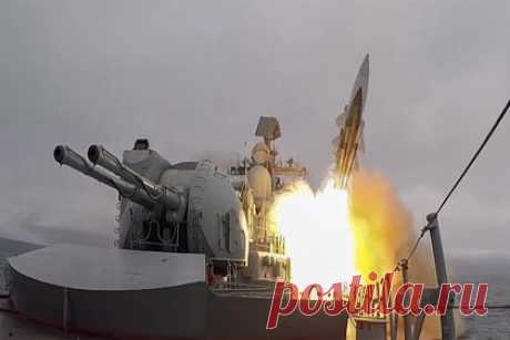 Силы Черноморского флота уничтожили судно-мишень «Москитом» и Х-31А. Силы Черноморского флота (ЧФ) в составе расчетов береговых ракетных комплексов «Бал», истребителей Су-30СМ, а также ракетных катеров «Ивановец» и «Р-60» уничтожили судно-мишень ракетами, сообщили в отделе информационного обеспечения пресс-службы Южного военного округа по ЧФ.