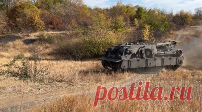 Стала трофеем: российские войска эвакуируют западную технику после первого её ввода в бой. Военкор RT Хассан Насср показал, как ВС РФ развеивают легенды об исключительности западной военной техники. Российские военнослужащие регулярно выводят из строя большое количество американских боевых машин. Например, бронетранспортёр МаxxPro, который ВСУ получили от США, был отремонтирован и может снова использоваться. А вот Hercules — бронемашина на базе американского танка Abrams, предназначенная для…