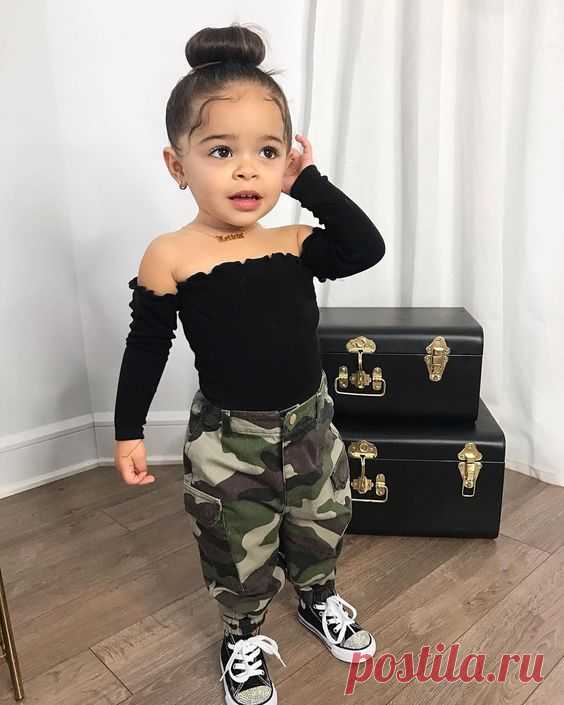 2-Piece Girl Sassy Suit