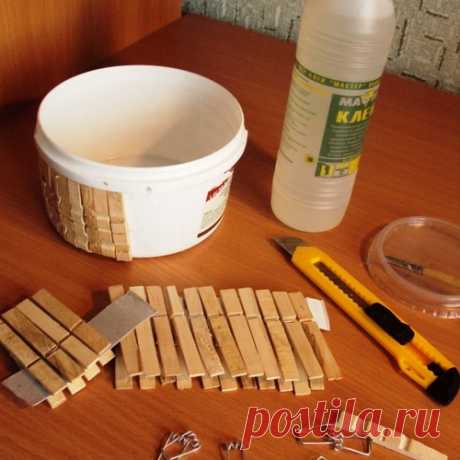 Из пластмассового ведерка - корзинка для рукоделия