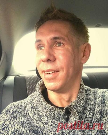 Алексея Панина выгнали из самолета из-за дебоша | Краше Всех