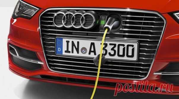 Компания Audi рассматривает возможность расширить ряд модификаций электрического SUV Q6 за счет гибридной версии, а также модификации на топливных ячейках.