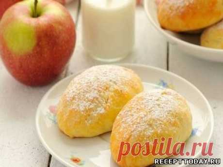 Пироги с яблоками