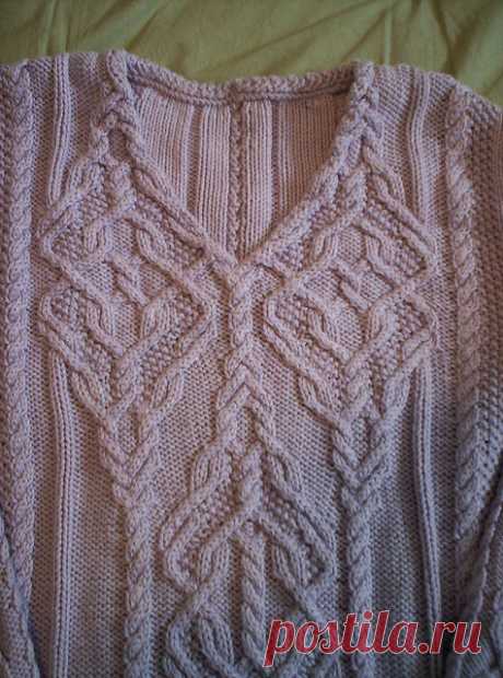Ravelry: #695 Intricate V-neck pattern by Norah Gaughan