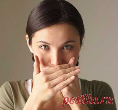 КАК ИЗБАВИТСЯ ОТ ЗАПАХА ЧЕСНОКА