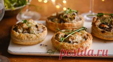 Жюльен в тарталетках с курицей и грибами, пошаговый рецепт с фото на 184 ккал Жюльен в тарталетках с курицей и грибами. Вкусный рецепт приготовления с пошаговым описанием, фото и отзывами. Удобный поиск рецептов и кулинарное вдохновение на Gastronom.ru