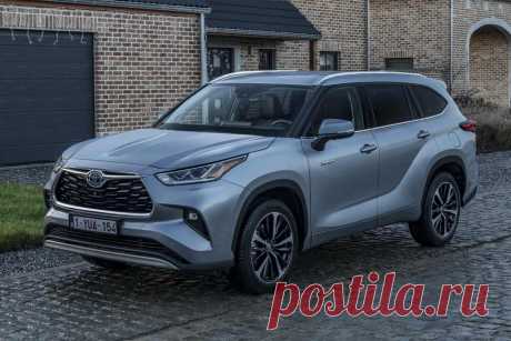 Гибридный кроссовер Toyota Highlander в Европе